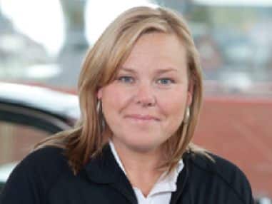 Marlinda Topping Service Consultant